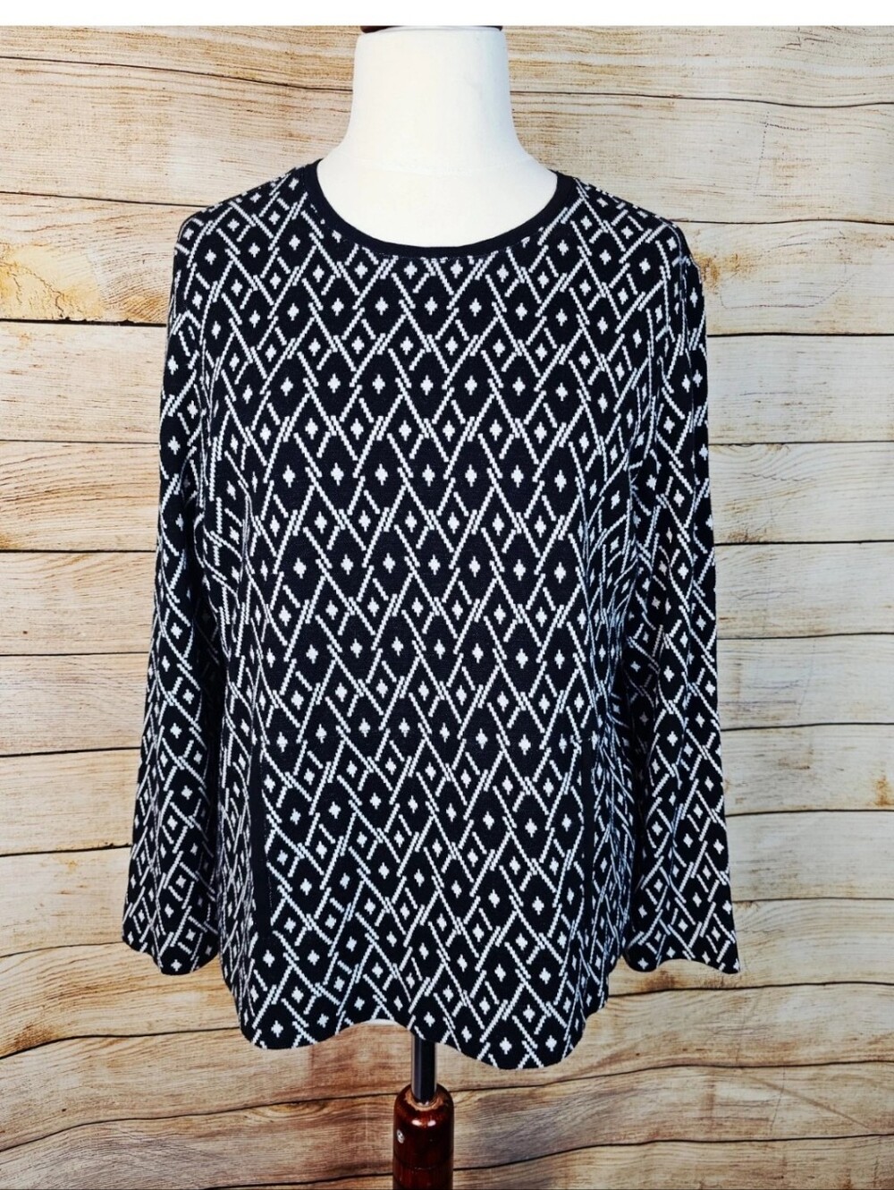 J. Jill Black White Geometric Print Cotton Sweater with Pouch Pocket Size Large